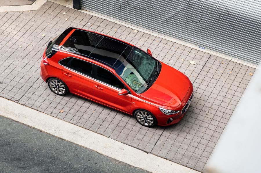  Hyundai i30 SR 2017 года  (AU) (фото 11 из 34)